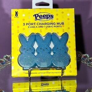 Peeps Blue Port Charging Hub (3) & Plush Toys 7” x 10” x 3.5”, 2@ x 4” x 1” NWT
